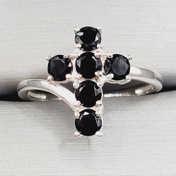 Thai Black Spinel Cross Ring in 925 Sterling Silver 1.00 ctw